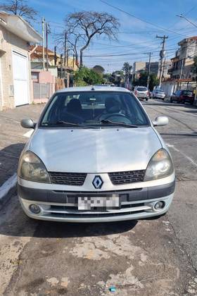 RENAULT CLIO 1.0 PRIVILÉGE 16V GASOLINA 4P MANUAL RENAULT CLIO 1.0 PRIVILÉGE 16V GASOLINA 4P MANUAL